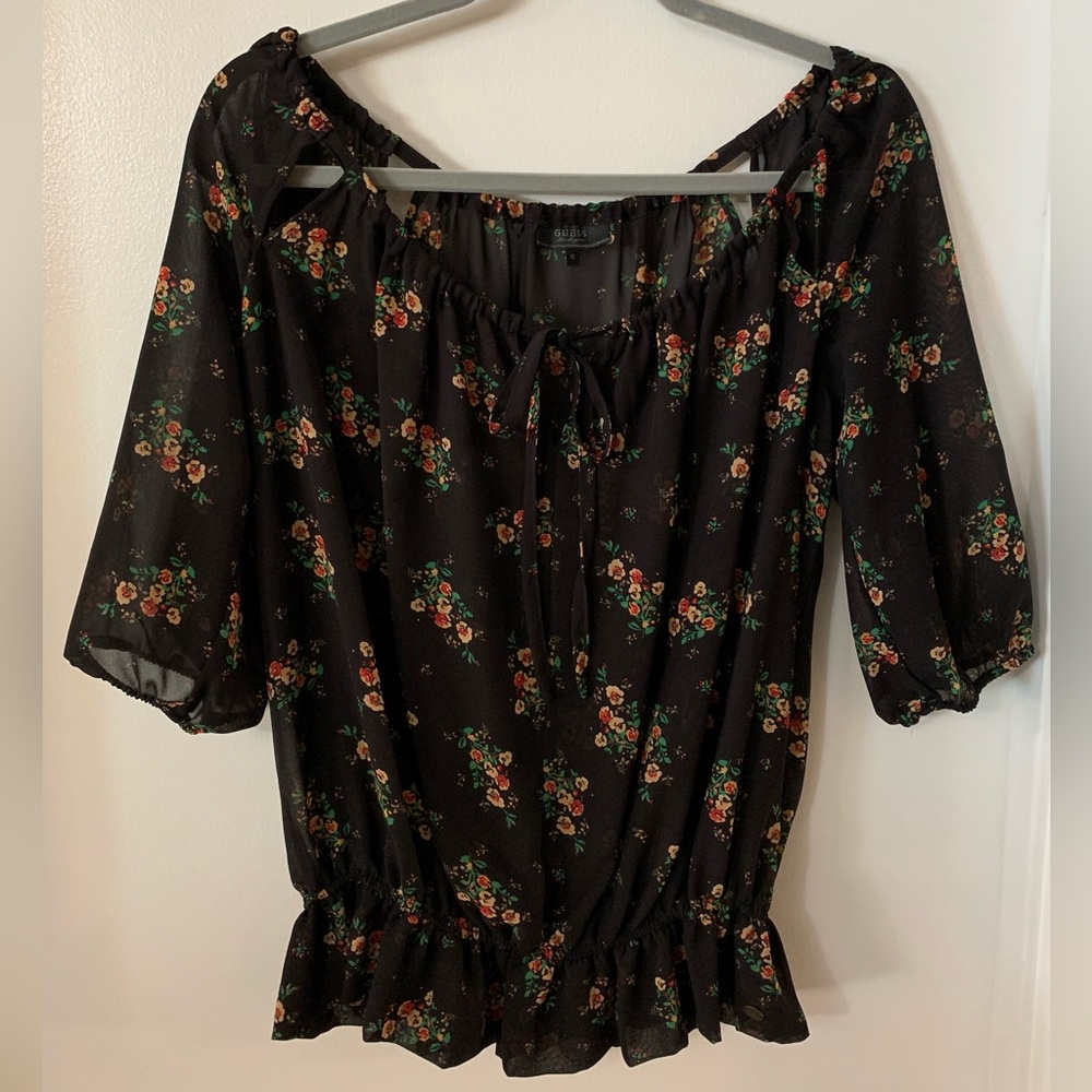 Guess 3/4 sleeve blouse